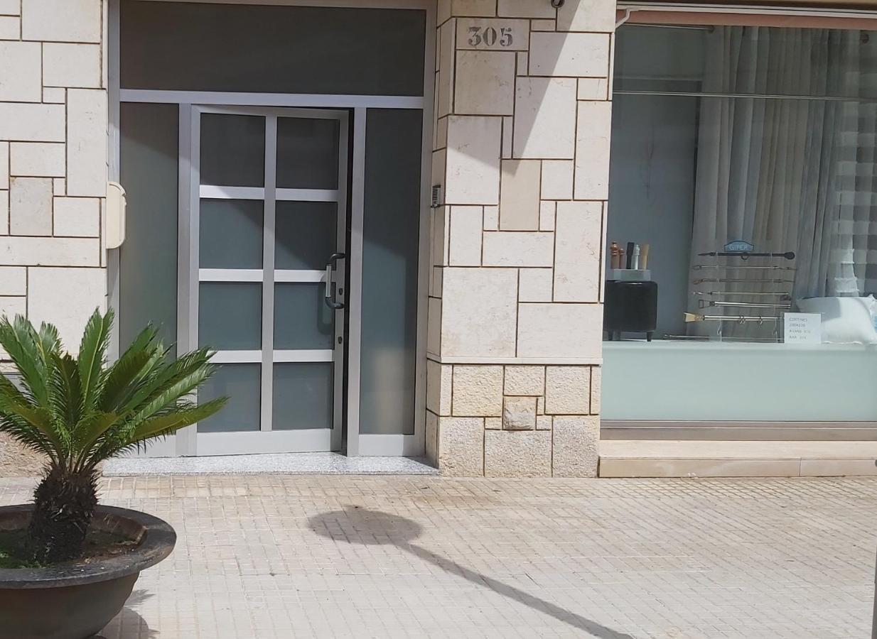 Comodo Apartamento Deltebre Esterno foto