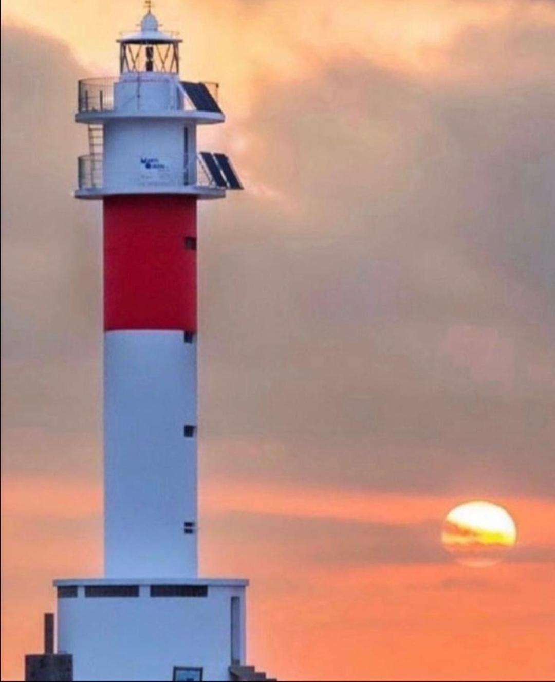 Comodo Apartamento Deltebre Esterno foto