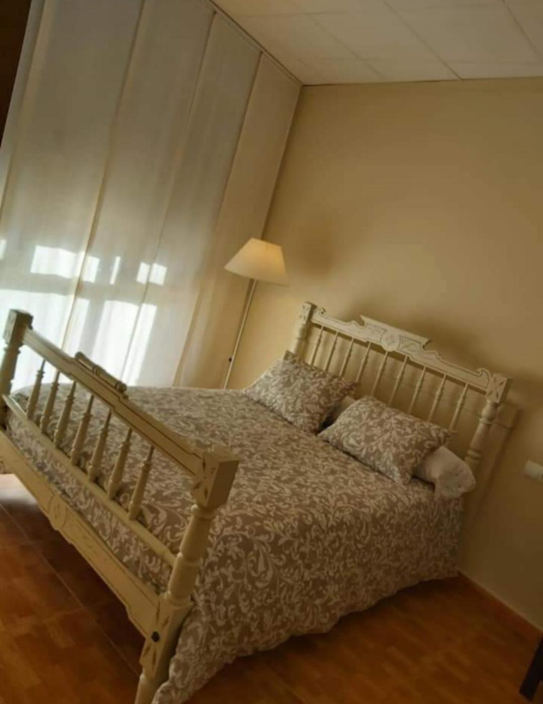 Comodo Apartamento Deltebre Esterno foto